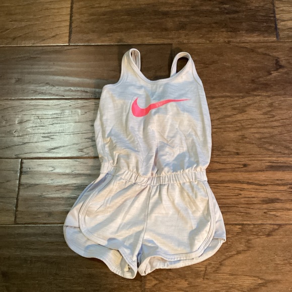 EUC Girls Nike romper
